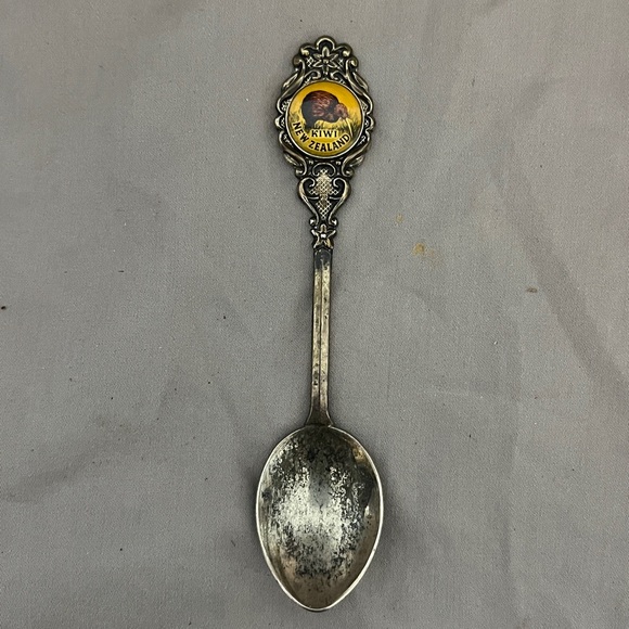 Set of 3 Cameo Silver Plated Souvenir Collector Spoons - Picture 6 of 12